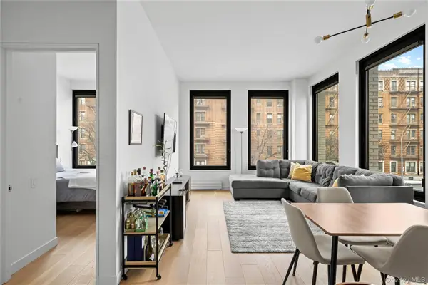 21-21 31st Street #2L, Astoria, NY 11105