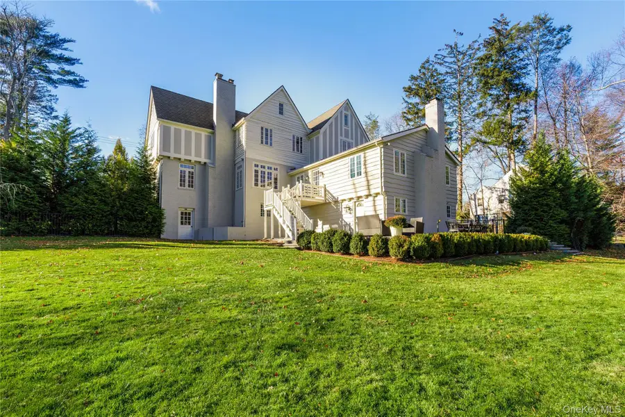 37 Bates Road, Harrison, NY 10528 - Image #2