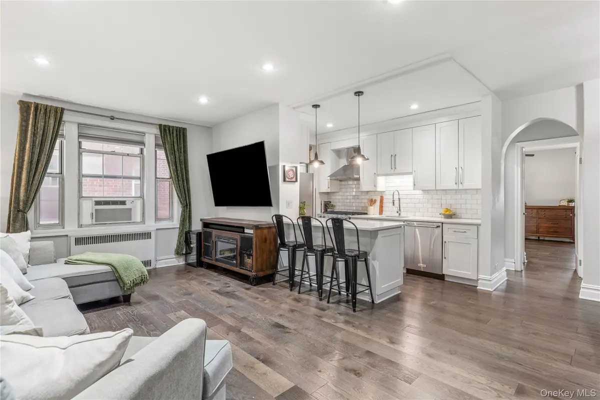 117-01 Park S #A1L, Kew Gardens, NY 11415 - Image #1