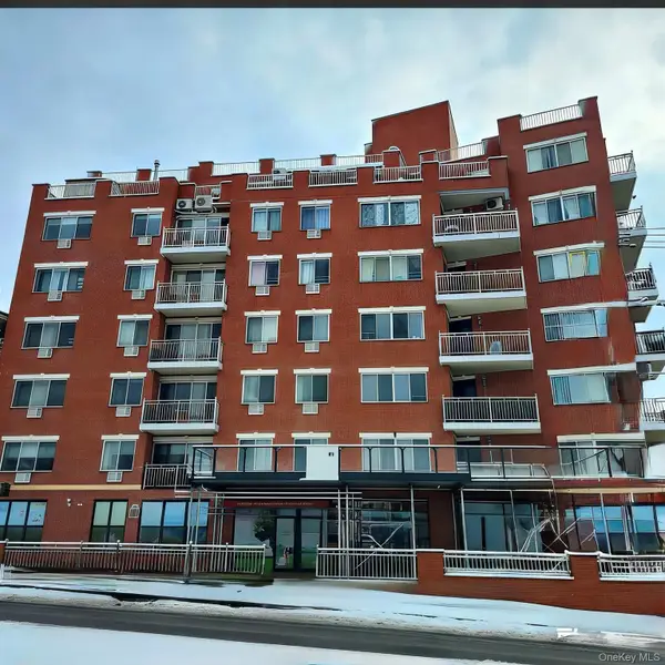 13708 31st Road #5D, Flushing, NY 11354