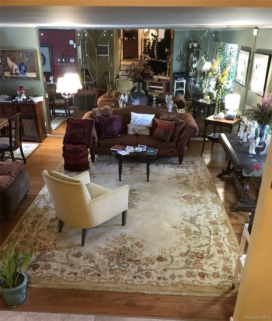 24 Cedar Road, Westbury, NY 11590 - Image #3