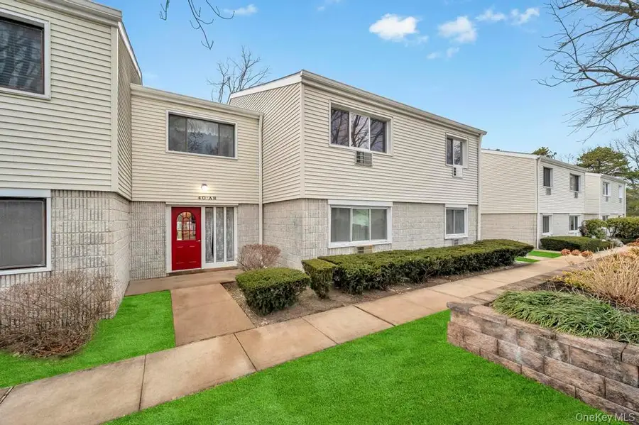 40 Richmond Boulevard #3B, Ronkonkoma, NY 11779 - Image #2