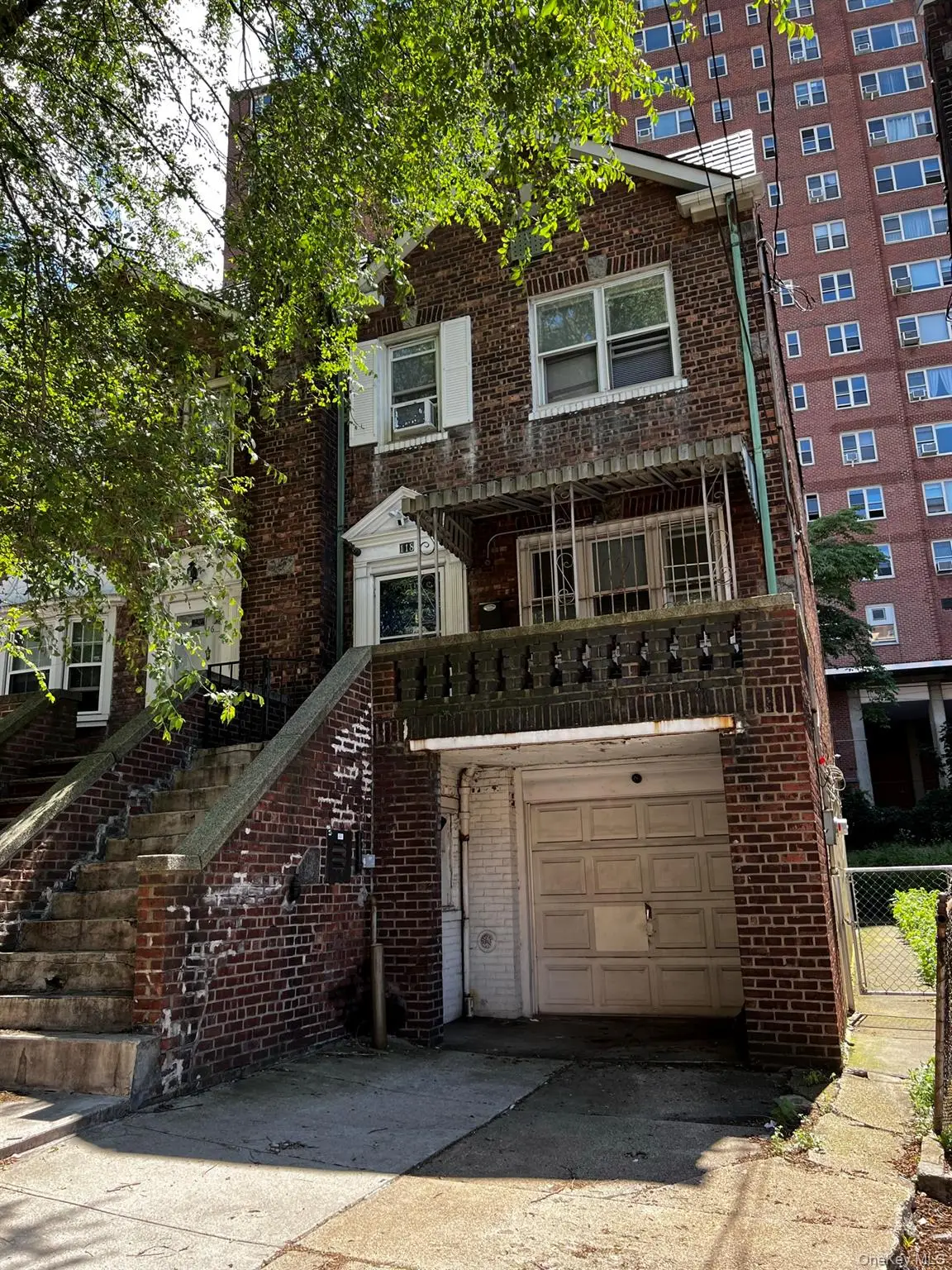 118 Van Cortlandt Avenue W, Bronx, NY 10463 - Image #1