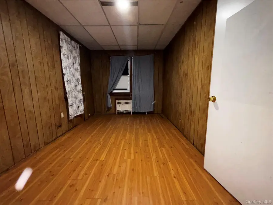 118 Van Cortlandt Avenue W, Bronx, NY 10463 - Image #2