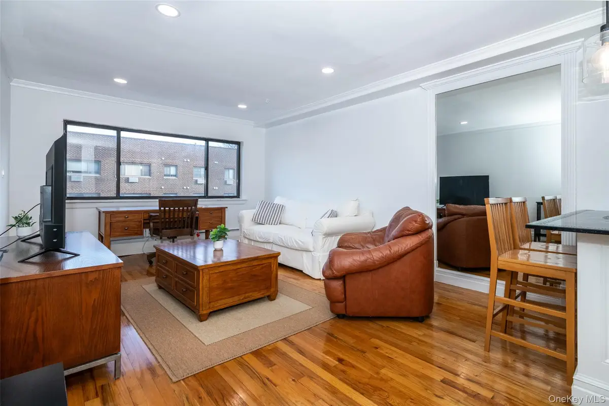 2221 Palmer Avenue #3D, New Rochelle, NY 10801 - Image #1