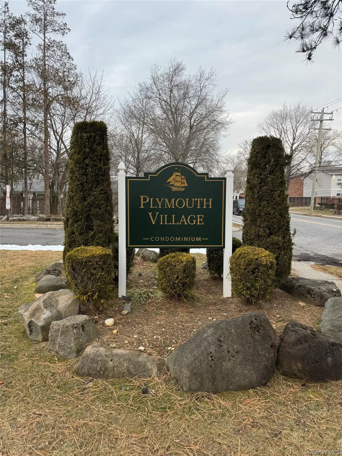 100 Hawthorne Avenue, Central Islip, NY 11722 - Image #1