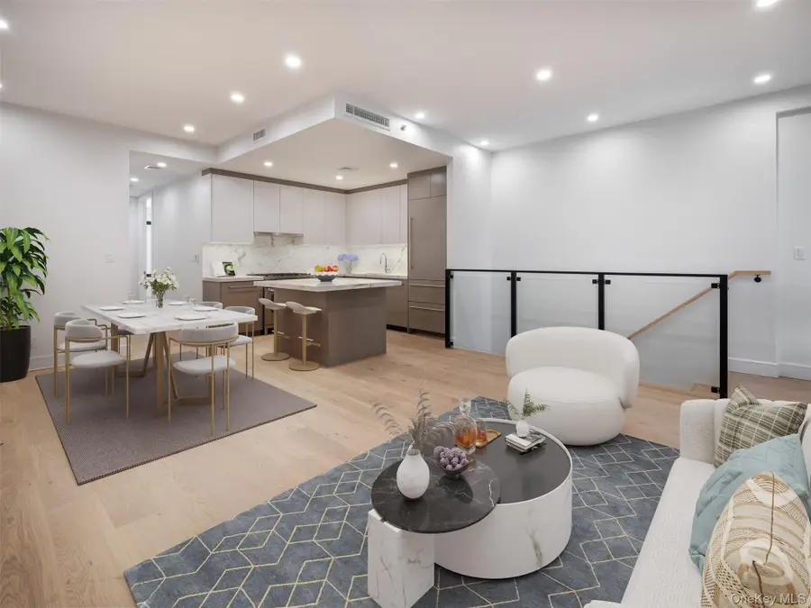 2131 Shore Boulevard #1C, Astoria, NY 11105 - Image #3