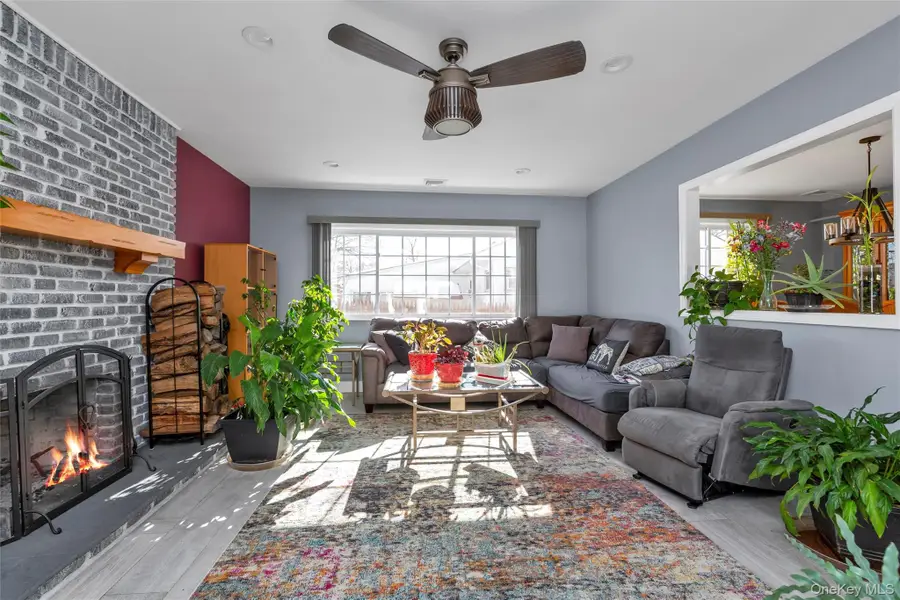 867 Preston Road, East Meadow, NY 11554 - #3