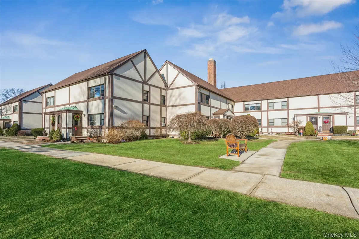 107 15th Street #E-1, Garden City, NY 11530 - Image #1