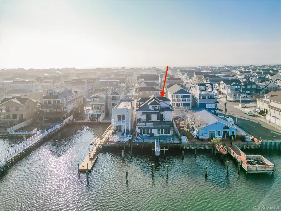 925 W Park Avenue, Long Beach, NY 11561 - Image #3