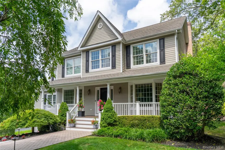 36 Rose Court, Northport, NY 11768 - Image #2