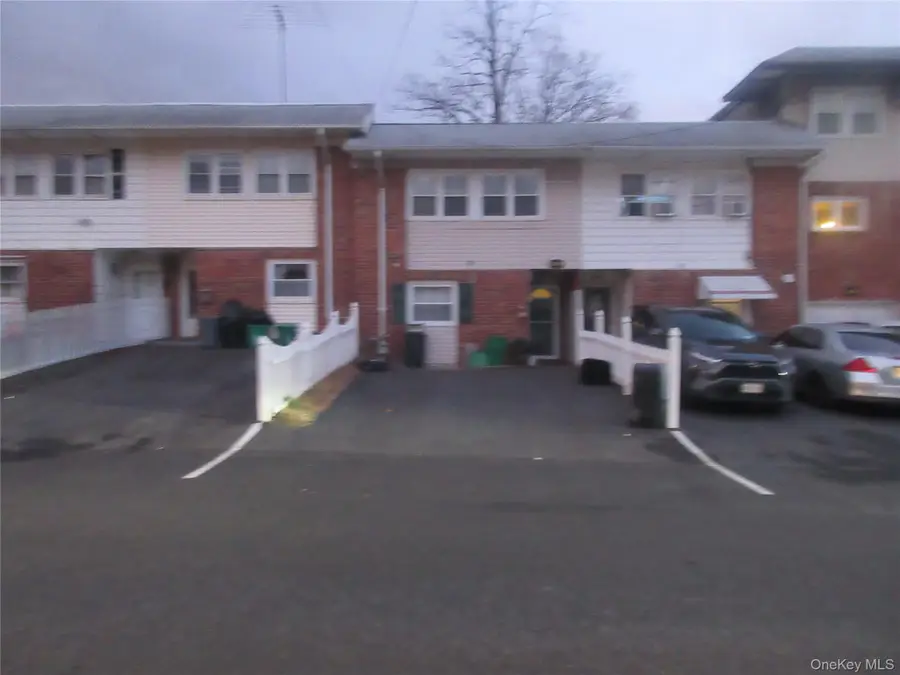 32 Brownsell Avenue, West Haverstraw, NY 10993 - Image #2