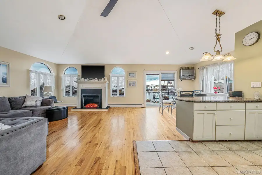 510 Albern Avenue, Oceanside, NY 11572 - Image #2