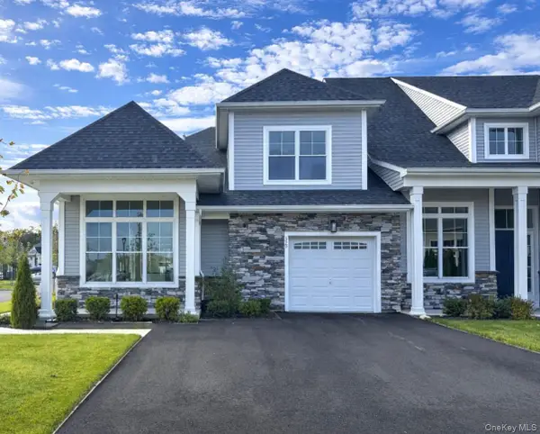 329 Silver Timber Drive #329, Yaphank, NY 11980