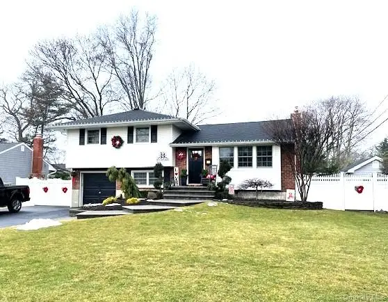 68 Elder Drive, Commack, NY 11725