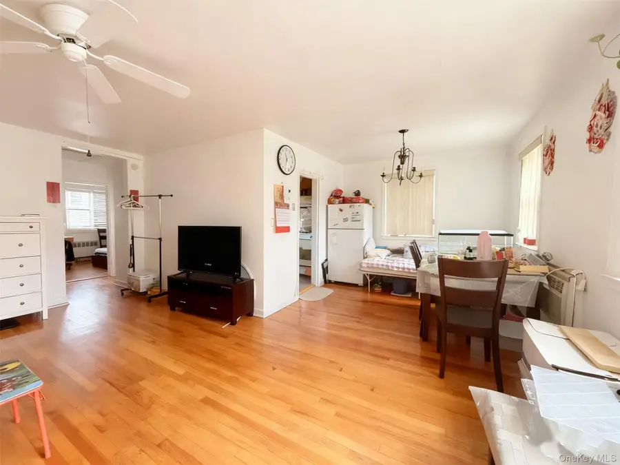 15223 Jewel Avenue #171B, Flushing, NY 11367 - Image #2