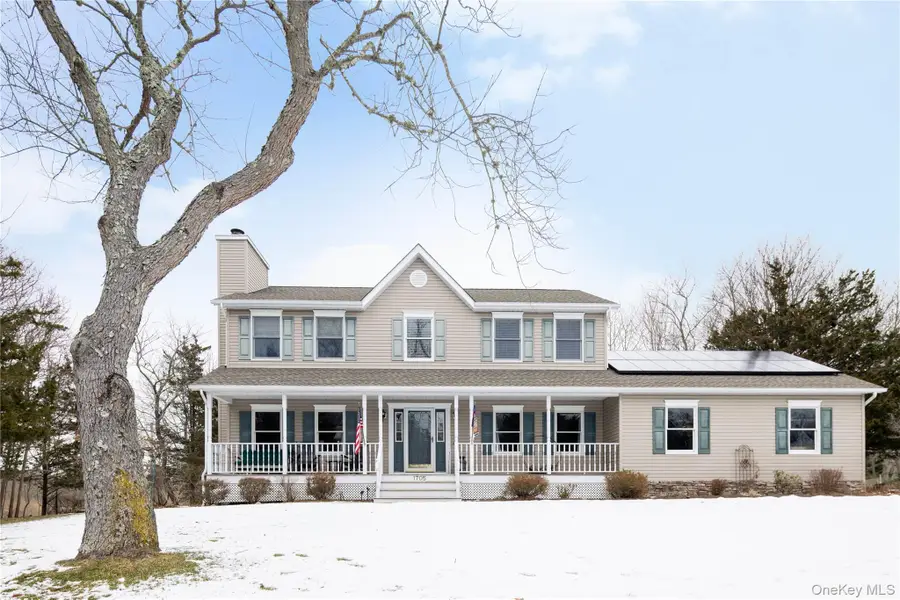 1705 Kerwin Boulevard, Greenport, NY 11944 - Image #2