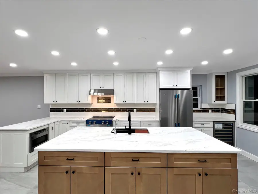 1020 Stewart Avenue, Bethpage, NY 11714 - Image #3