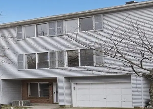 623 Ilyssa Way, Staten Island, NY 10312