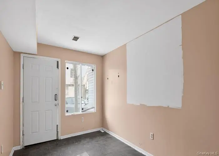 623 Ilyssa Way, Staten Island, NY 10312 - Image #2