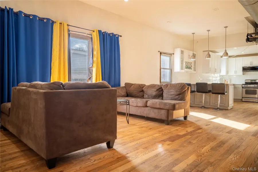 25620 Francis Lewis Boulevard, Rosedale, NY 11422 - Image #3