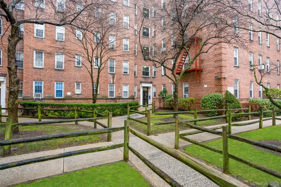786 Bronx River Road #B65, Bronxville, NY 10708 - #2