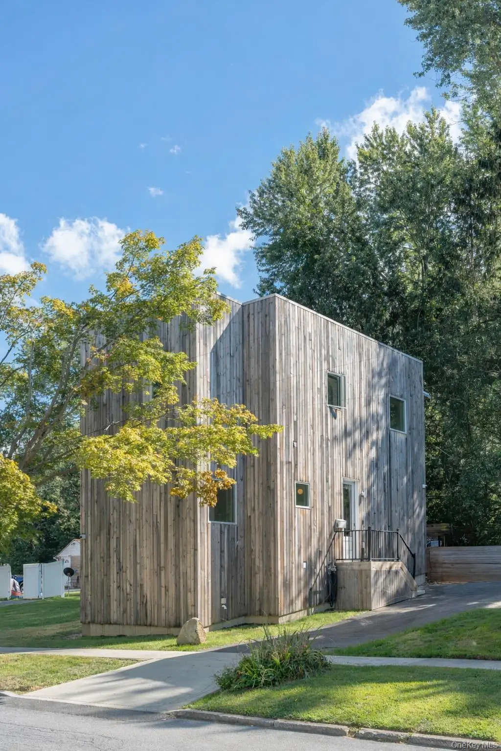 6 Glenwood Avenue, Poughkeepsie, NY 12603 - #1