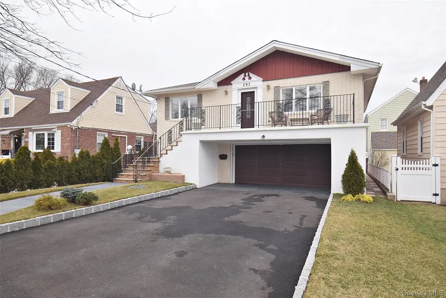 293 85th Avenue, Floral Park, NY 11001 - #2