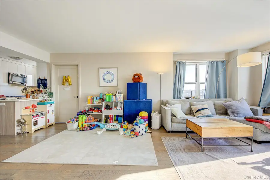 107-40 Queens Boulevard #10A, Forest Hills, NY 11375 - Image #2