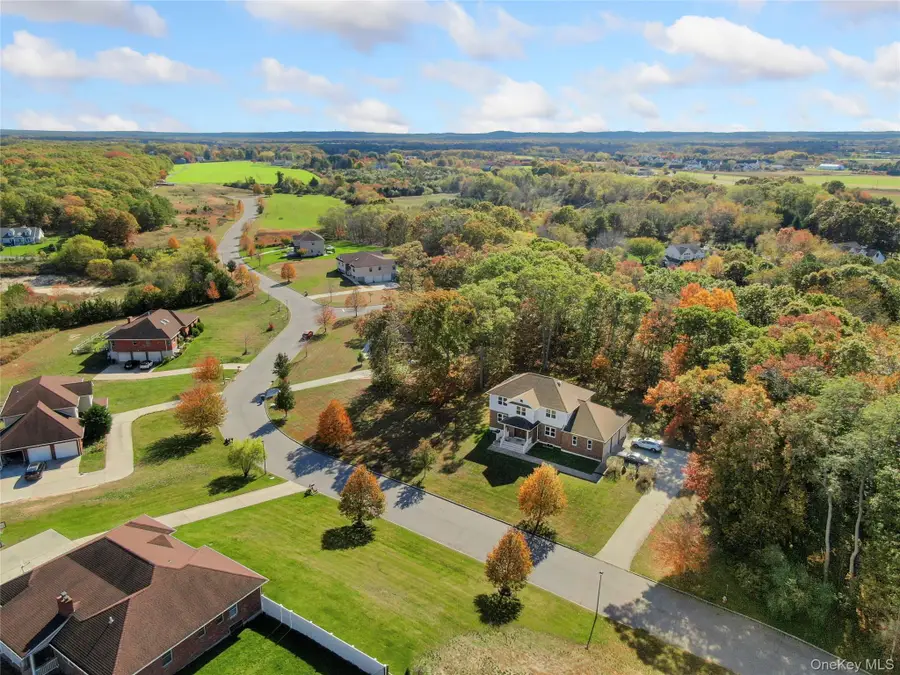 59 Mastro Road, Calverton, NY 11933 - #3