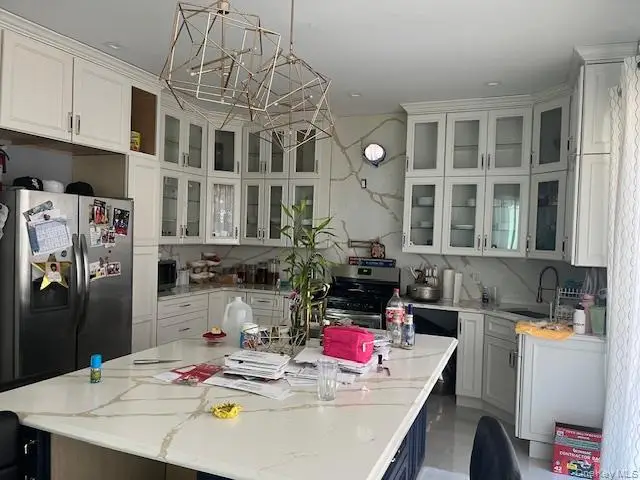 107 E Fairview Avenue, Valley Stream, NY 11580 - Image #2