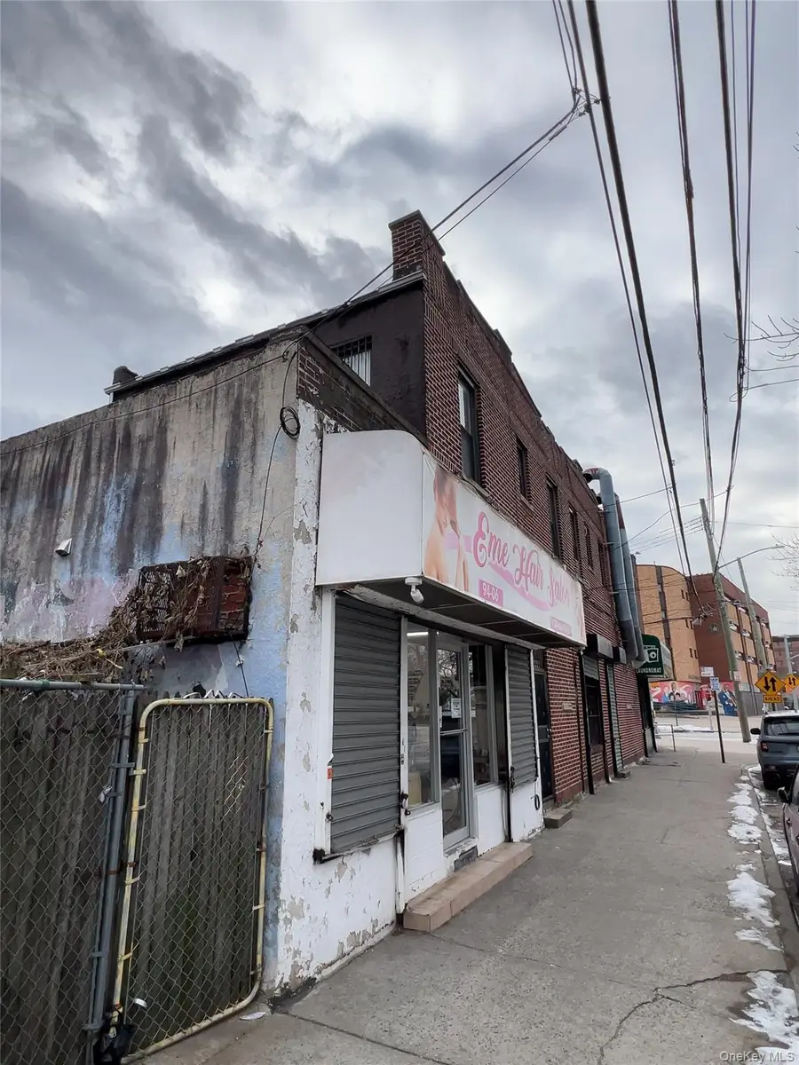 3201 Junction Boulevard #4, East Elmhurst, NY 11369 - Image #2