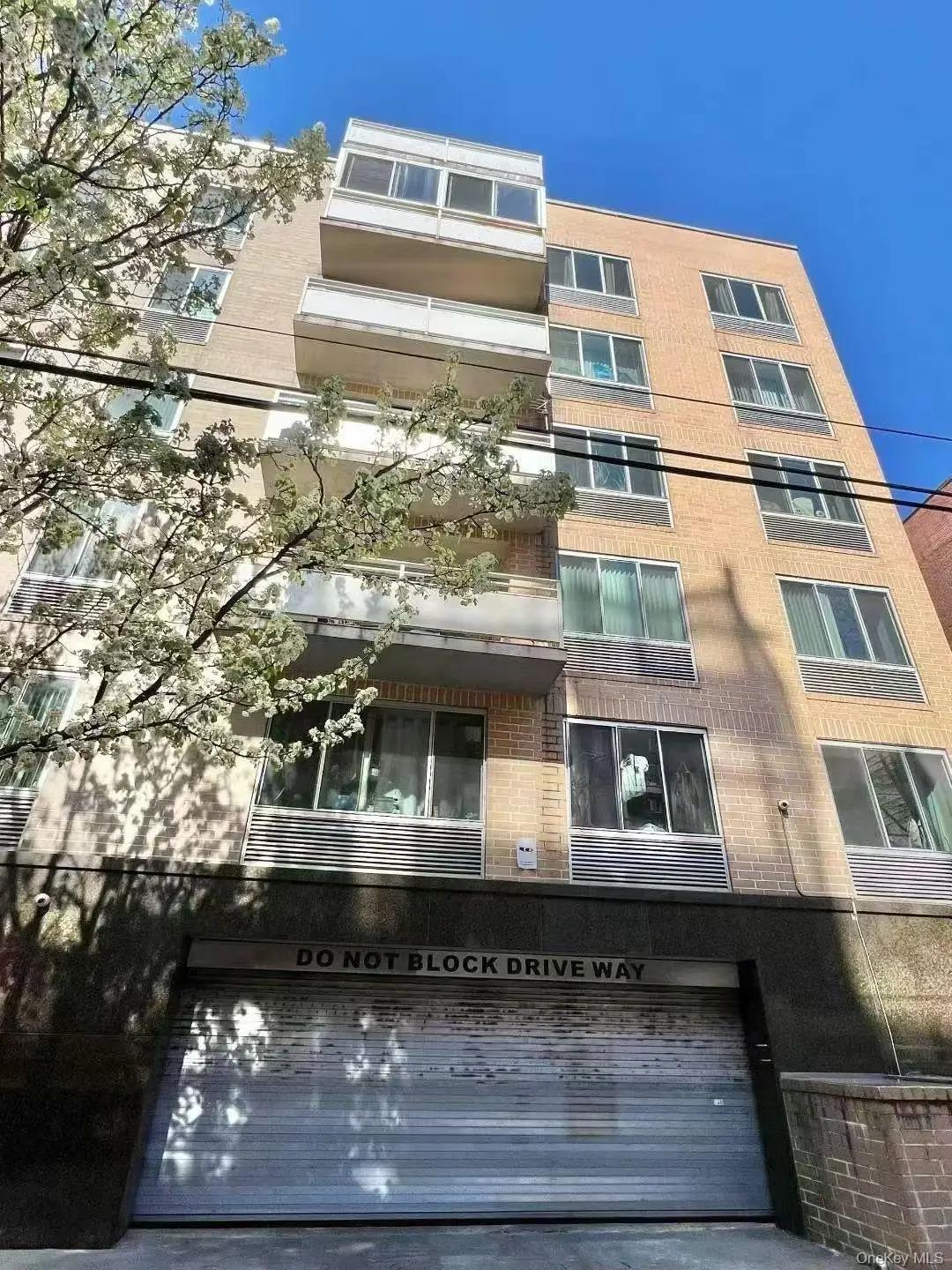 43-17 Union Street #6C, Flushing, NY 11355 - Image #1
