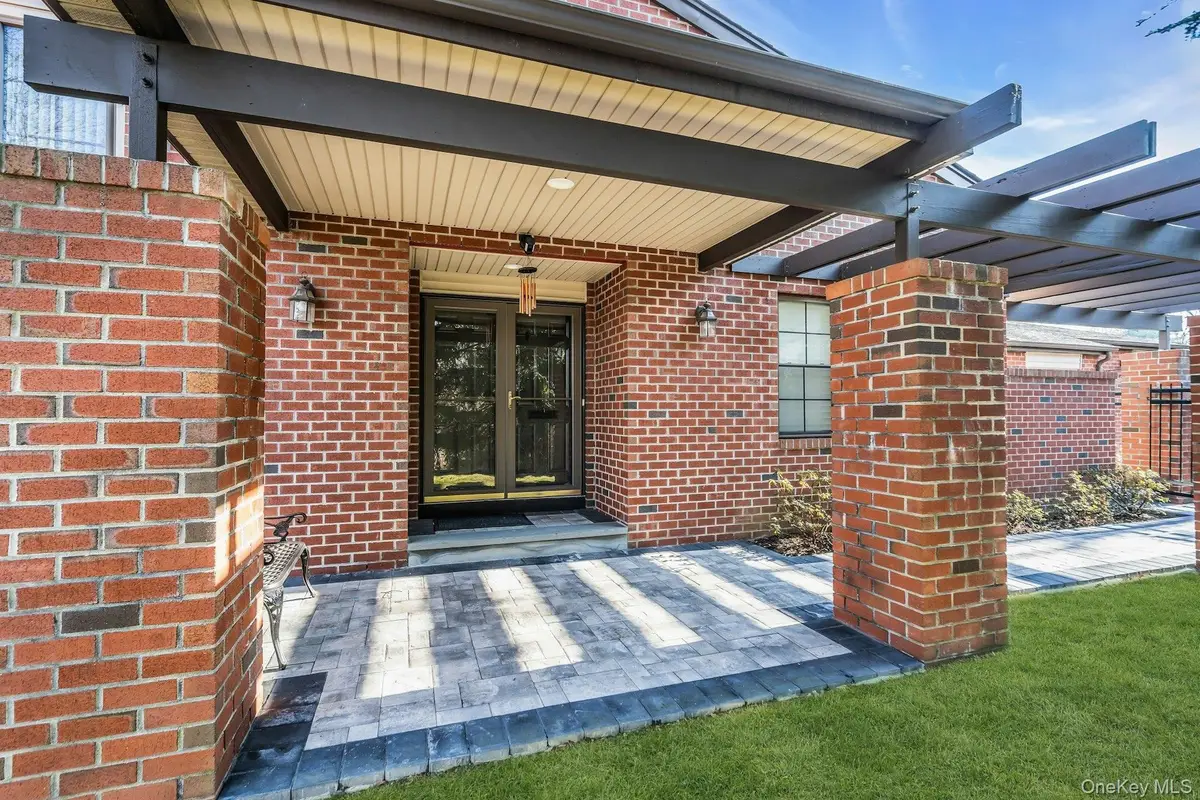 304 Aerie Court, Manhasset, NY 11030 - #1