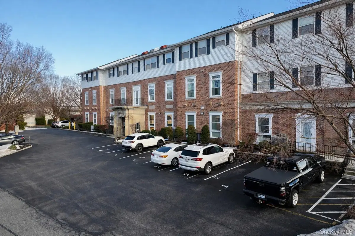 117 Sandpiper Lane #1B, New Windsor, NY 12553 - Image #1