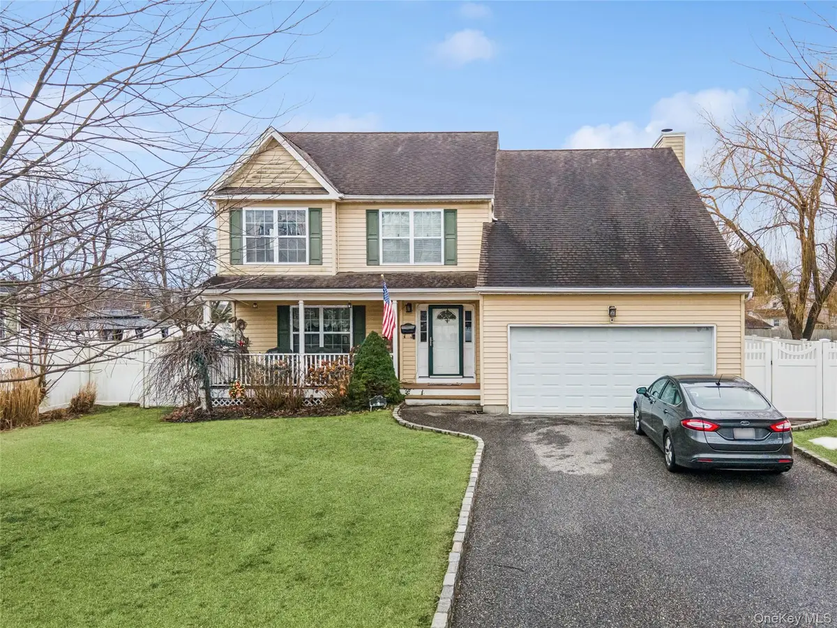 80 Fairview Avenue, Islip Terrace, NY 11752 - Image #1