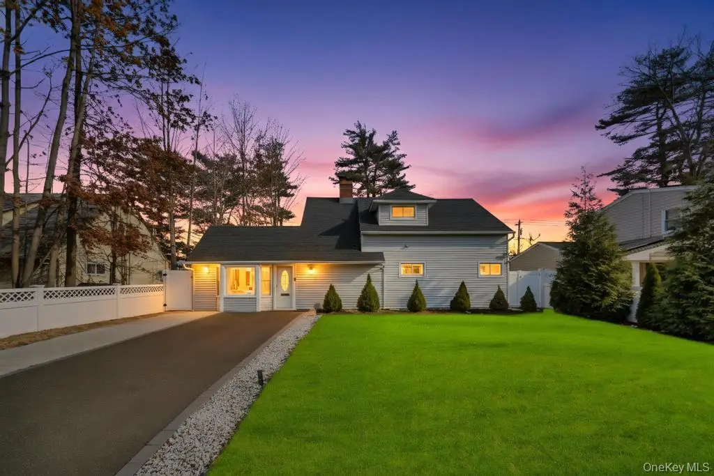 111 Blacksmith Road E, Levittown, NY 11756 - Image #1