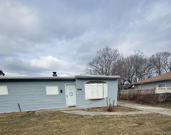 20 Somerset Road N, Amityville, NY 11701 - Image #3