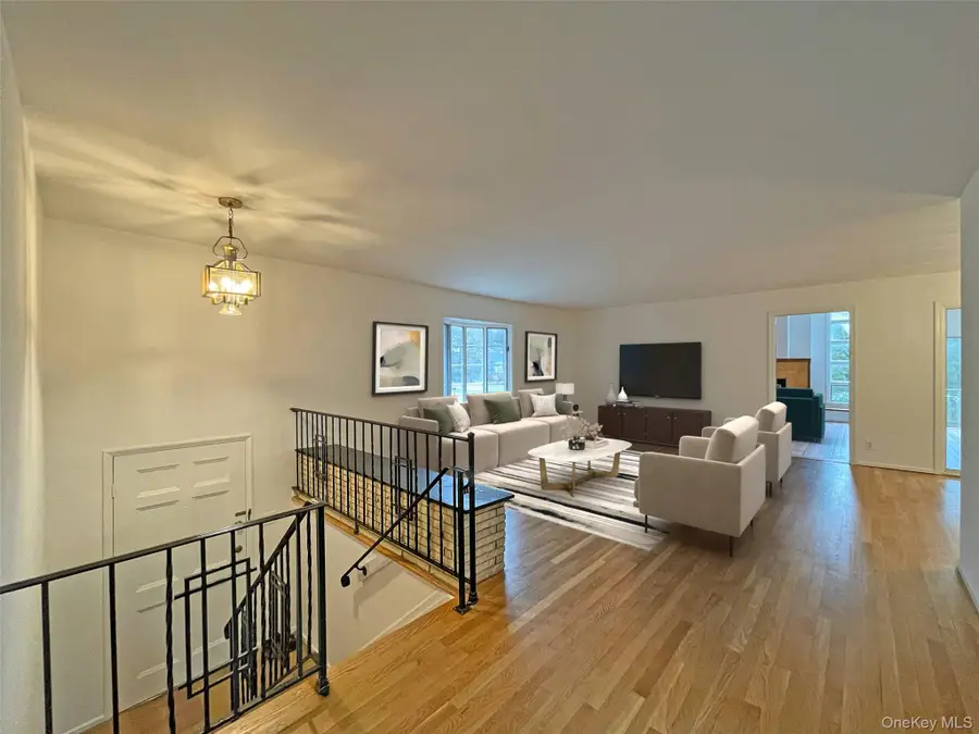 461 Pinebrook Boulevard, New Rochelle, NY 10804 - Image #2