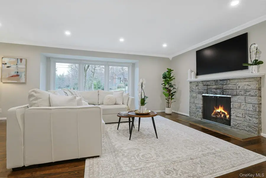 2 Doris Drive, Scarsdale, NY 10583 - Image #3