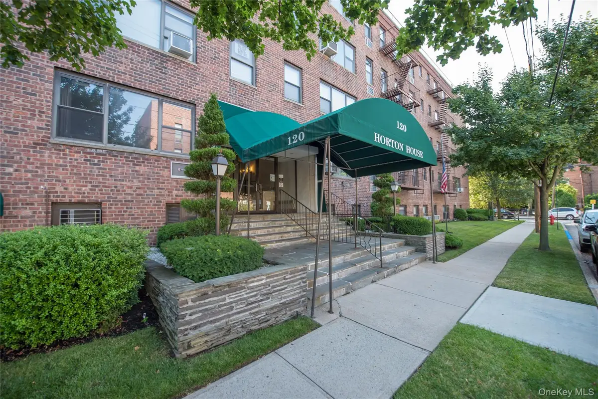 120 Horton Highway #A1, Mineola, NY 11501 - #1