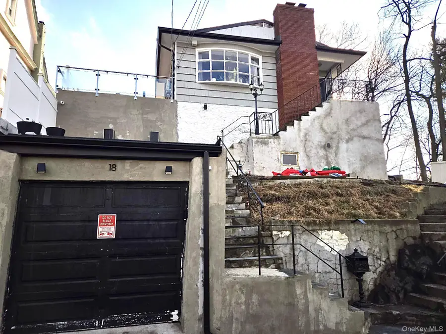 18 Arden Place, Yonkers, NY 10701 - Image #2