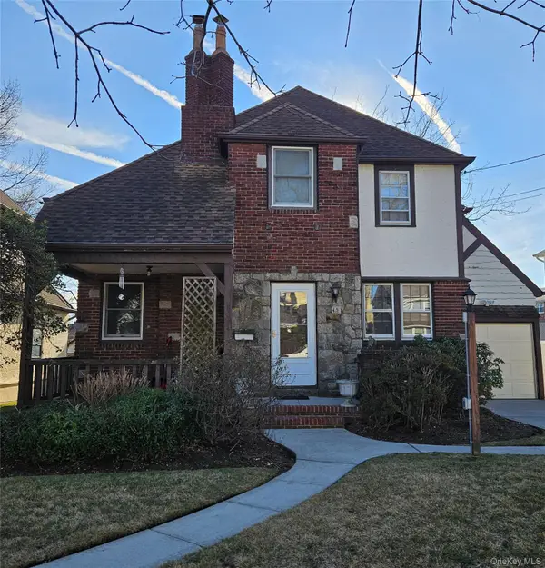 15 Donald, East Rockaway, NY 11518