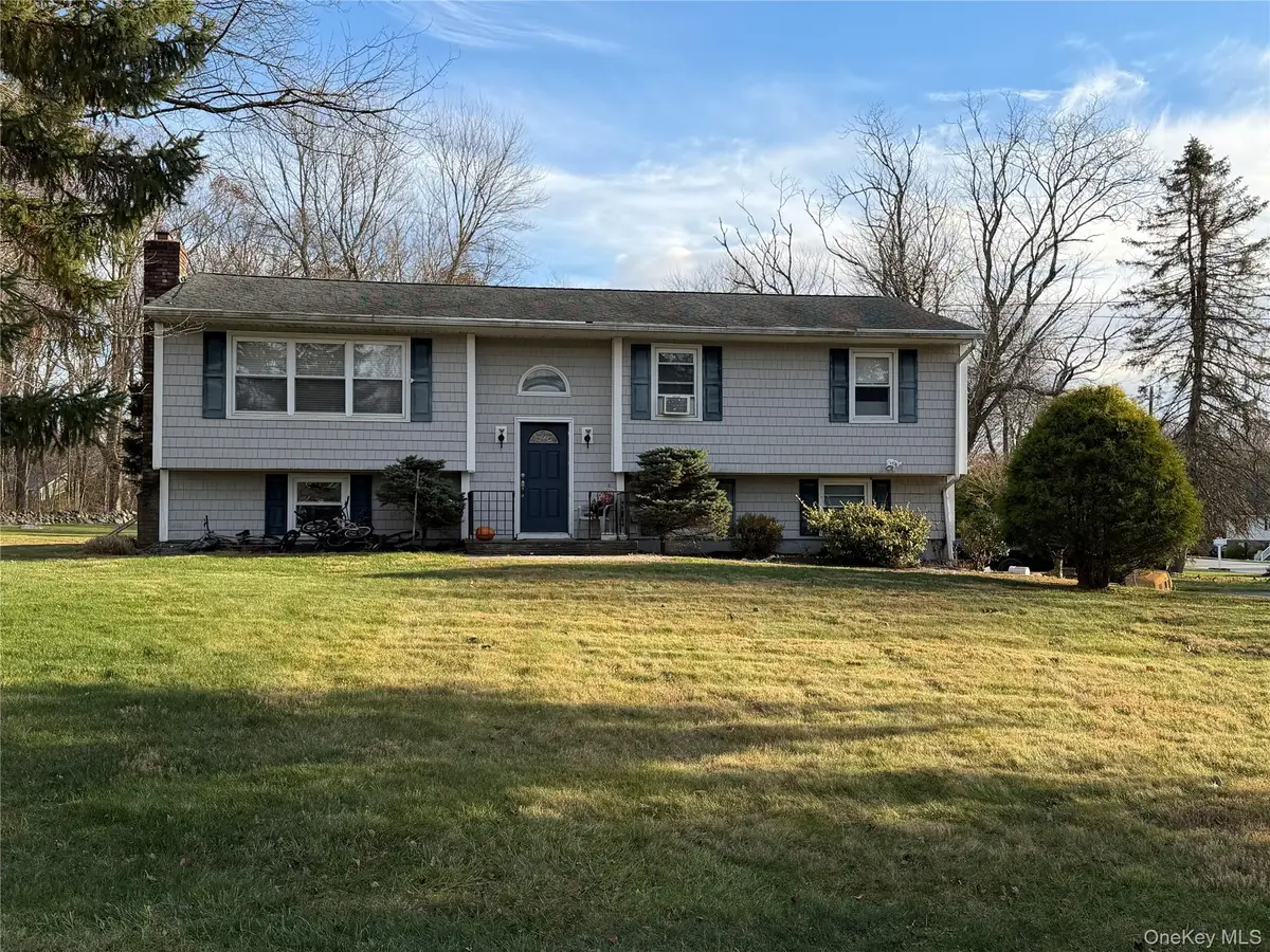 110 Wayacross Road, Mahopac, NY 10541 - Image #1