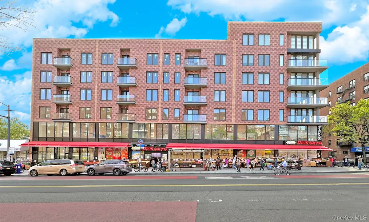 13450 Blossom Avenue #3D, Flushing, NY 11355 - Image #1