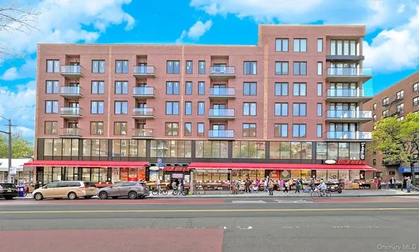 13450 Blossom Avenue #4J, Flushing, NY 11355