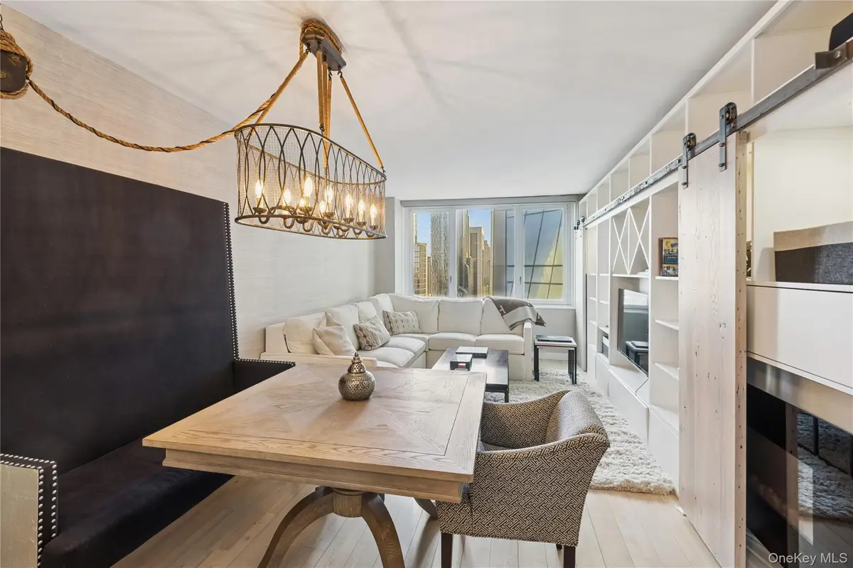 322 W 57th Street #47K1, Manhattan, NY 10019 - Image #1