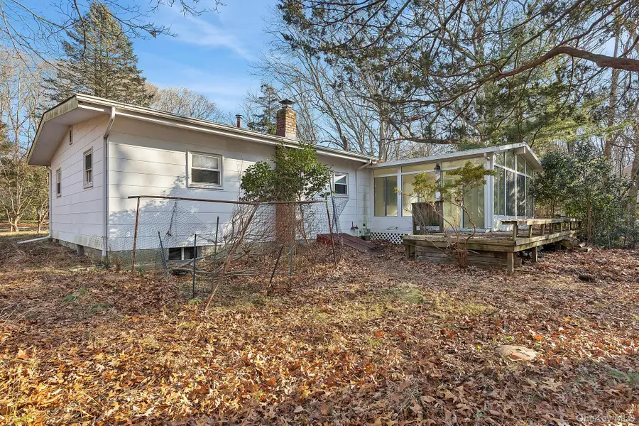 37 Cedar Drive, Springs, NY 11937 - Image #2
