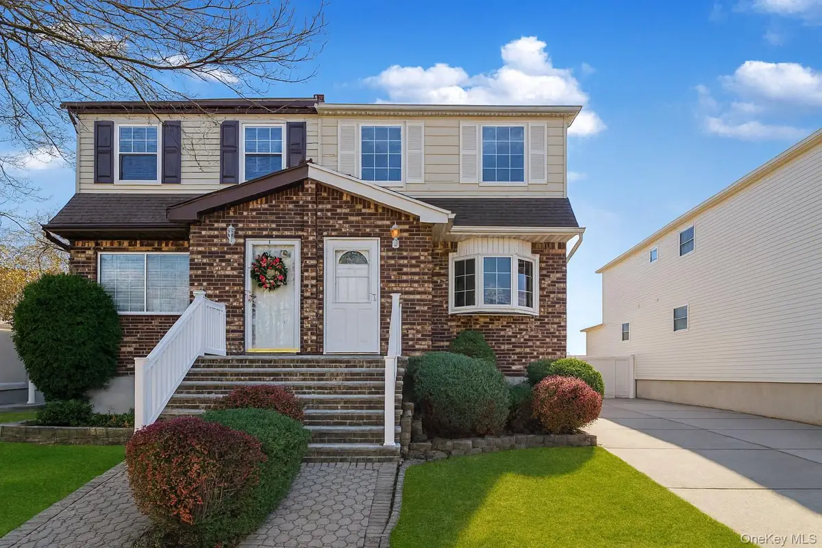 11 Ironwood Street, Staten Island, NY 10308 - Image #1