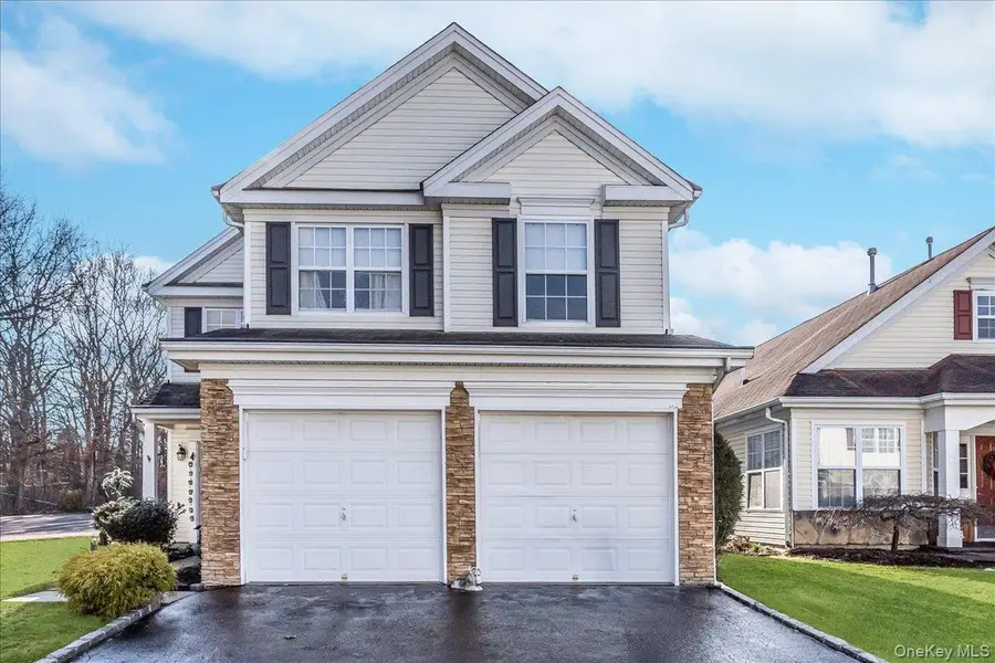 12 Jennifer Lane #Unit 12, Middle Island, NY 11953 - Image #2